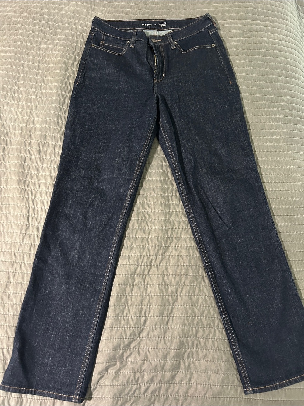 Dark Wash Women’s Straight-Leg Jeans